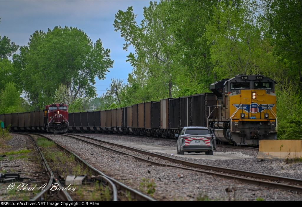 COAL TRAINS WAITING @ QUINDARO BLVD